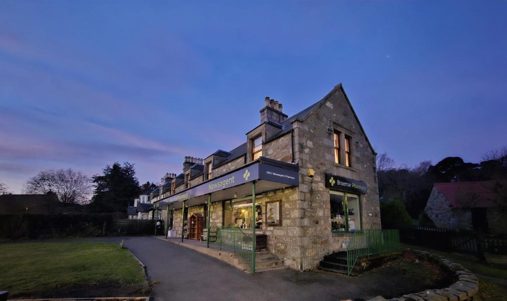 Bruachdryne Braemar Accommodation Exterior photo